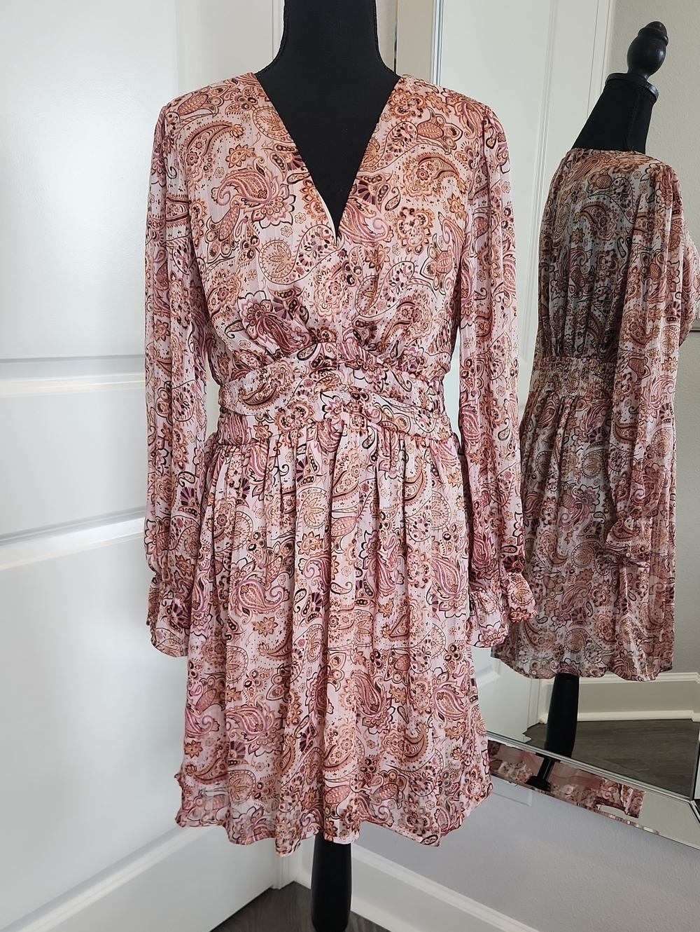 ANNA KAY Pink Paisley Long-Sleeve Wrap Mini Dressjy.b gr3